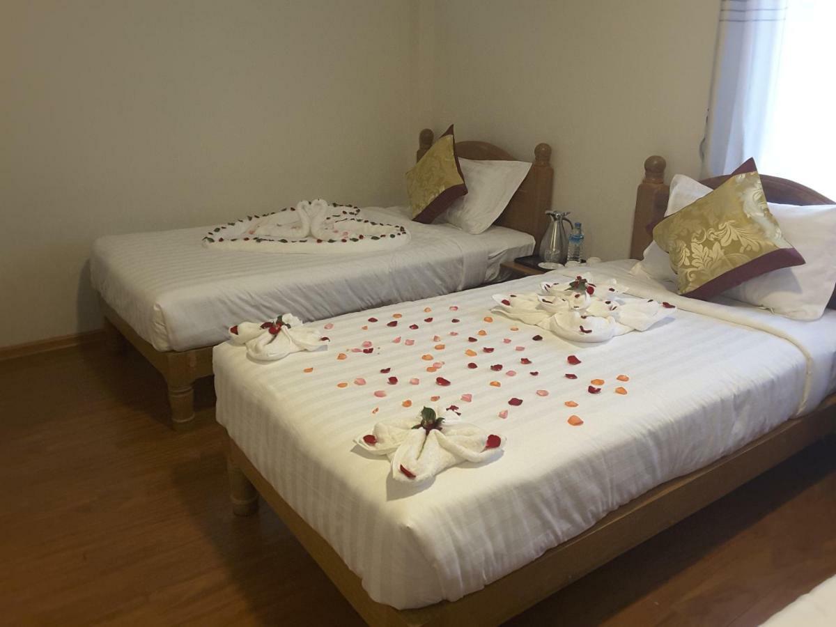 A Little Bit Of Bagan Hotel ภายนอก รูปภาพ