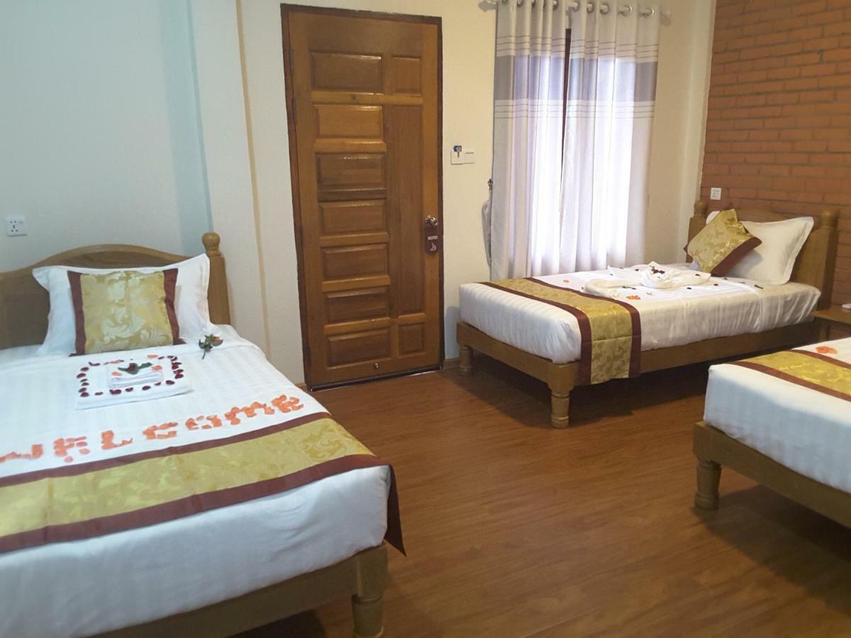 A Little Bit Of Bagan Hotel ภายนอก รูปภาพ