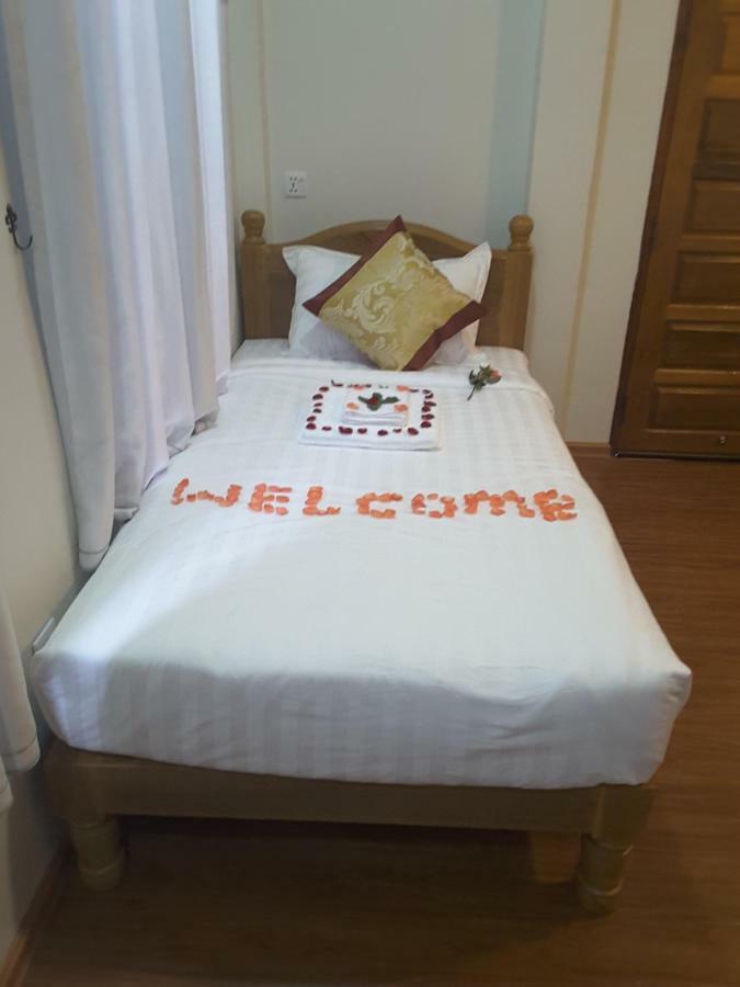 A Little Bit Of Bagan Hotel ภายนอก รูปภาพ
