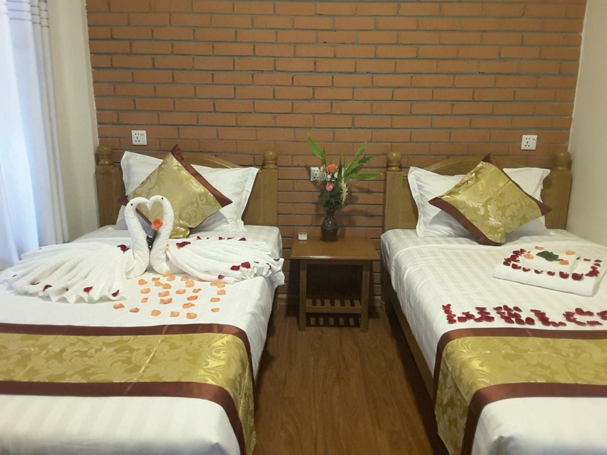 A Little Bit Of Bagan Hotel ภายนอก รูปภาพ