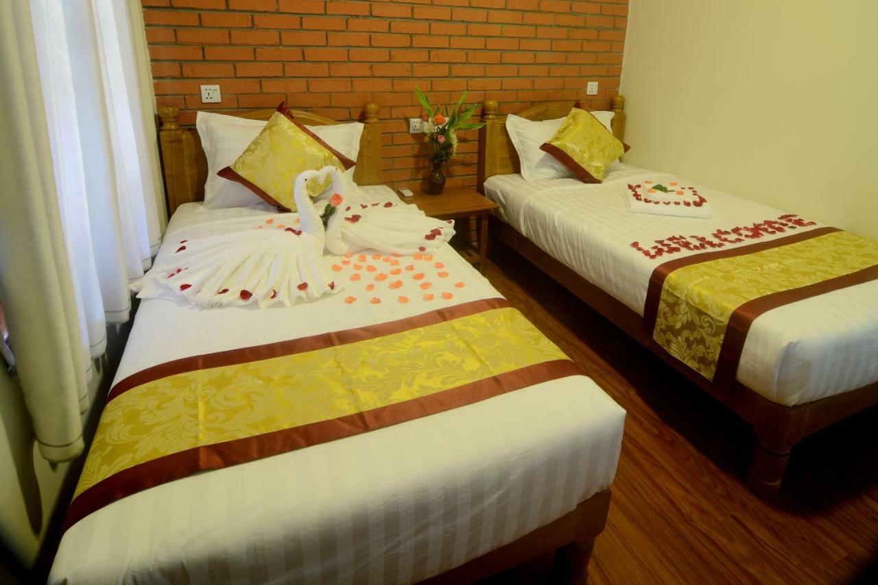 A Little Bit Of Bagan Hotel ภายนอก รูปภาพ